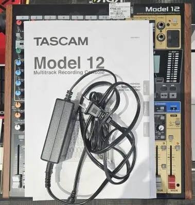 Tascam - MODEL 12 2